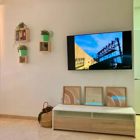Apartment Moderno Junto A La Playa Y El Centro *